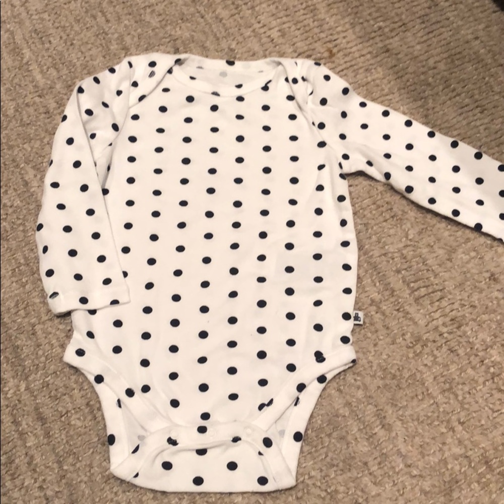 NWOT GAP bodysuit, 12-18 mos.